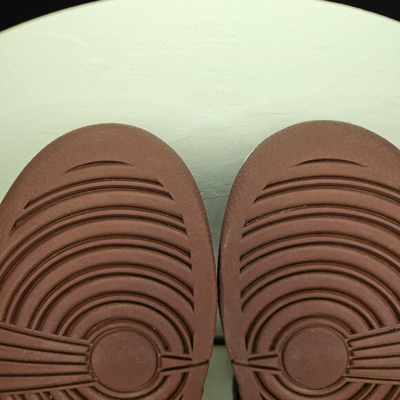 Nike Dunk High Retro Team Red White DD1399-600 Size 9.5 Men’s Sneakers - Picture 6 of 7